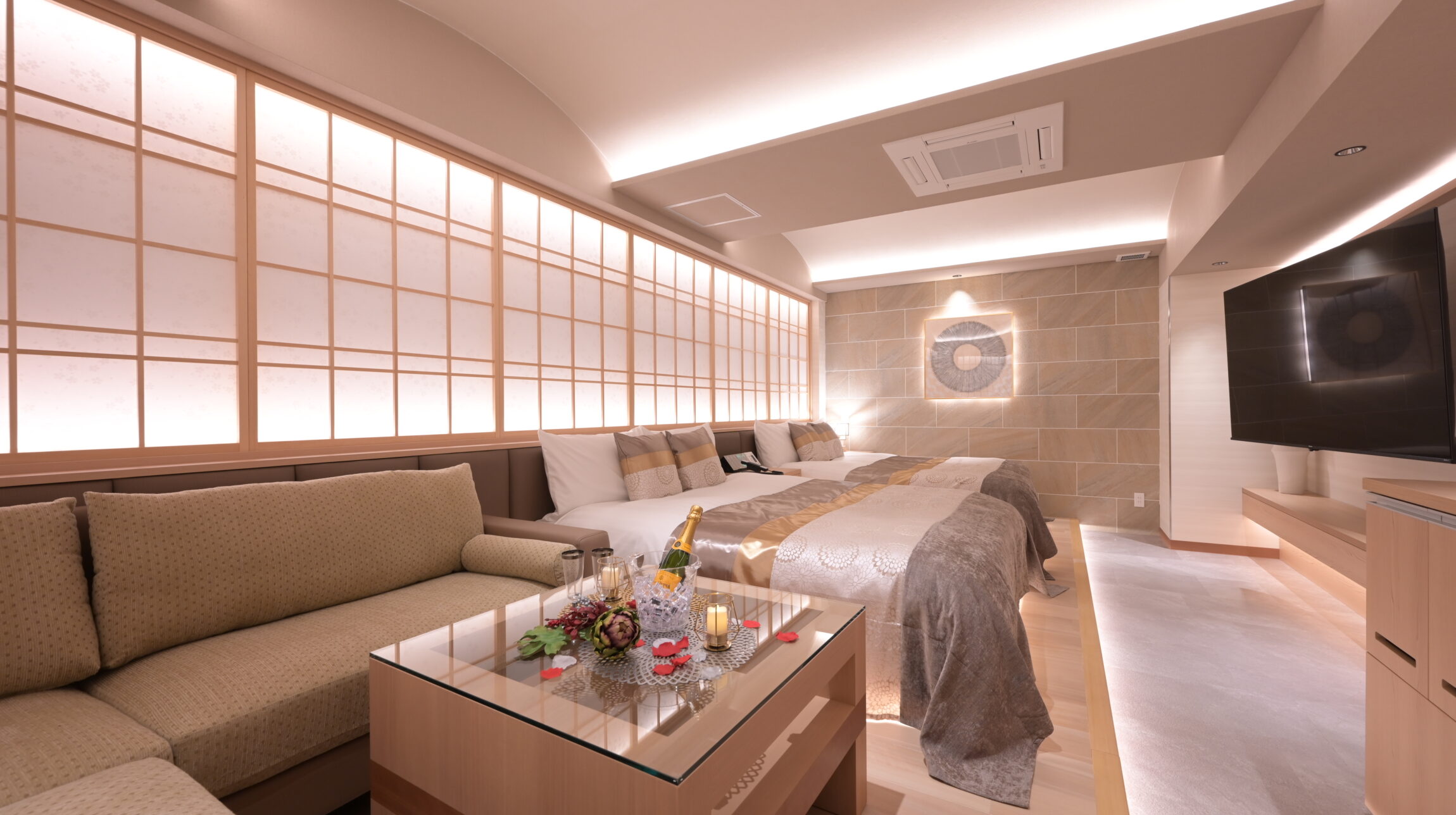 HOTEL The GRAF 松原